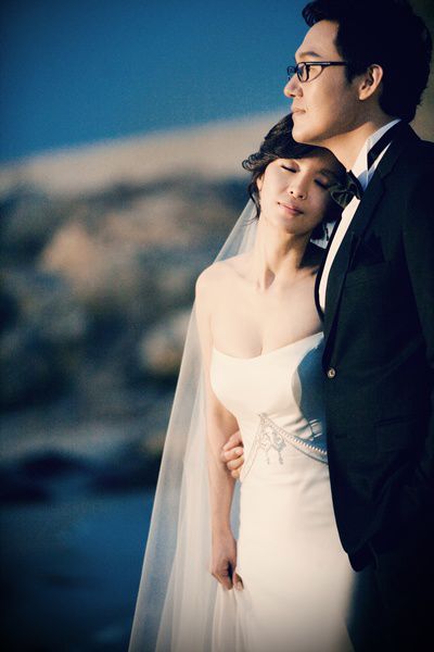 Ngắm bộ ảnh cưới "hiếm hoi"của Park Sung Woong và Shin Eun Jung (3)