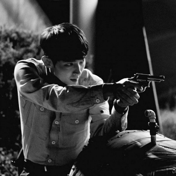 Lee Jun Ki cool ngầu trong phim hình sự Criminal Minds (4)